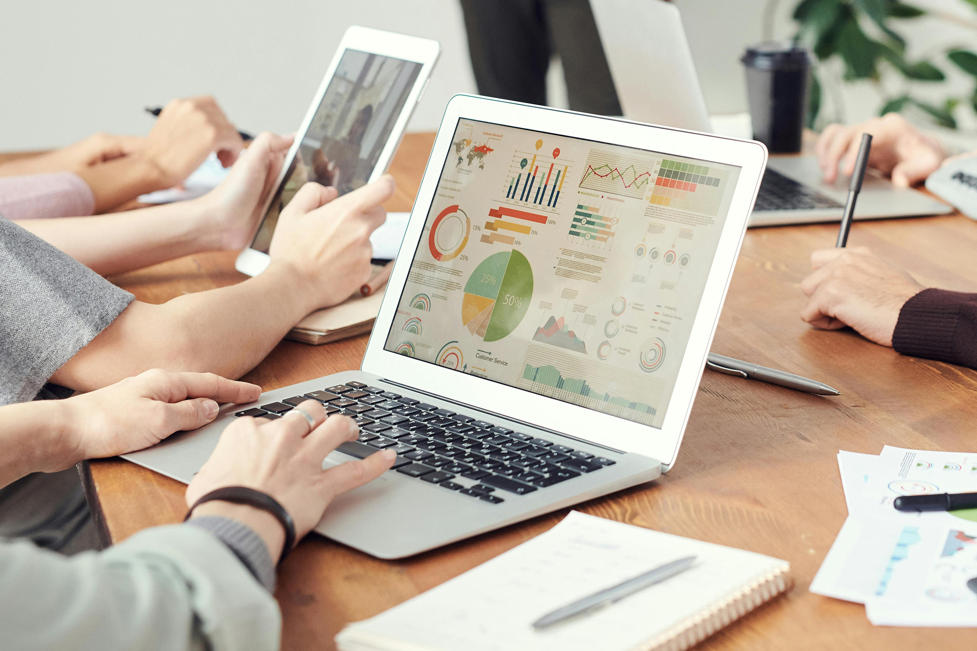 CMS変更不可の制約下、GA分析で集客2.5倍増